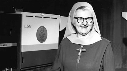 Mother Mary Angelica is dead at 92