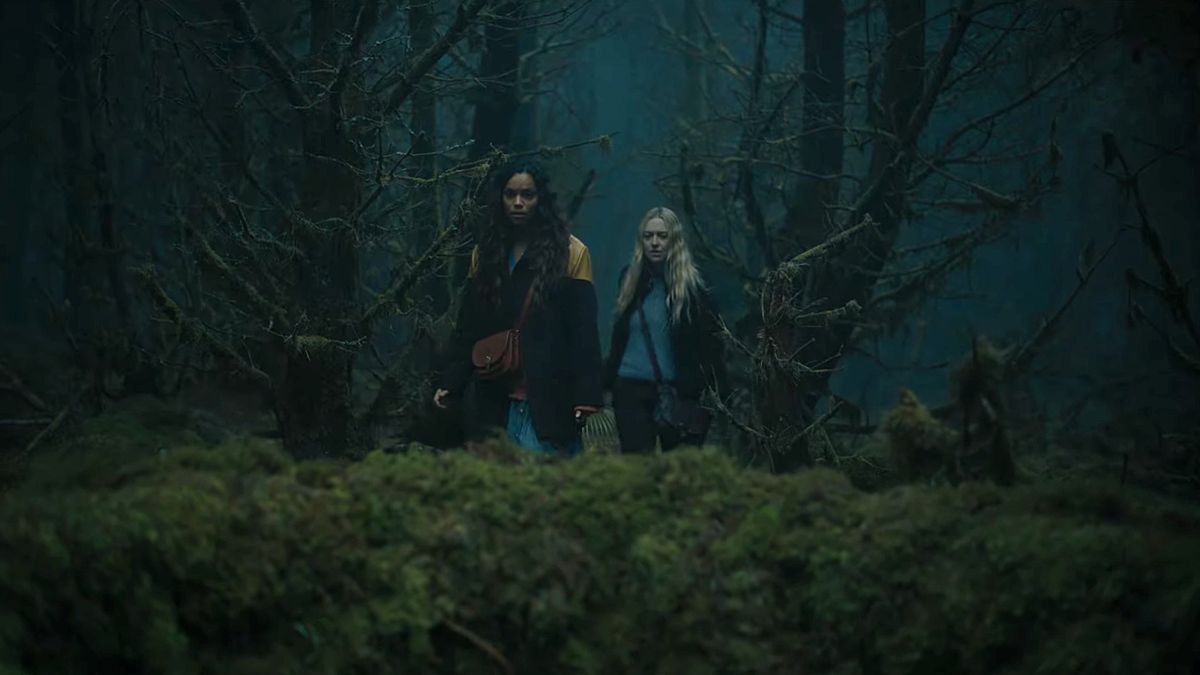 Georgina Campbell and Dakota Fanning in The Watchers