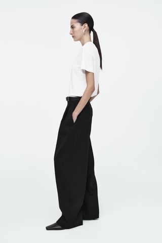 Relaxed Tailored Wool Wide-Leg Trousers