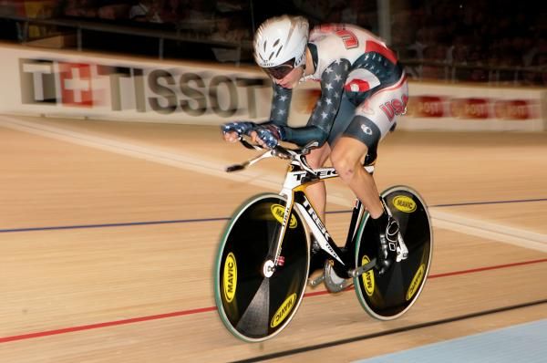 Taylor Phinney (USA) on his way to win the gold medal in the men's 4,000m individual pursuit.