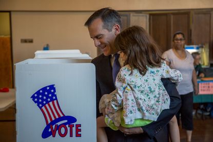 Los Angeles Mayor Eric Garcetti re-elected