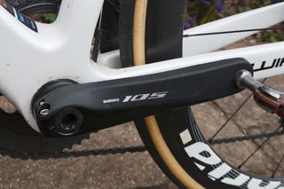 Images shows 4iiii's Precision 3.0 105 R7000 single-sided power meter.