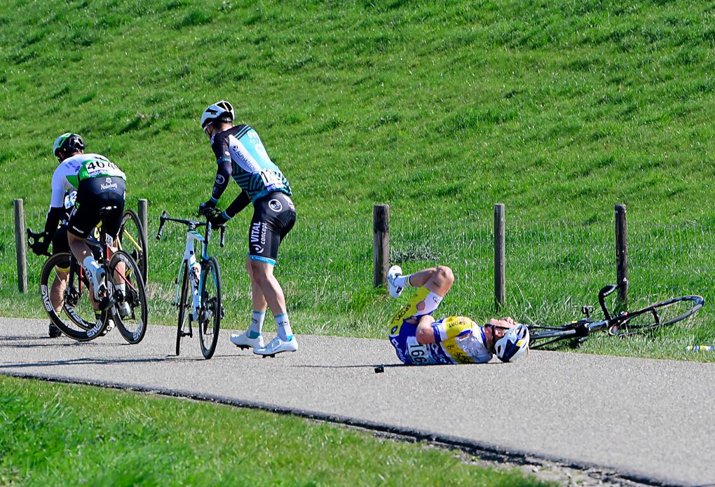 Obe of several crashes in Scheldeprijs