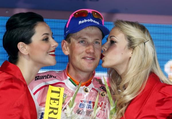 Pieter Weening (Rabobank) enjoyed his first day in pink