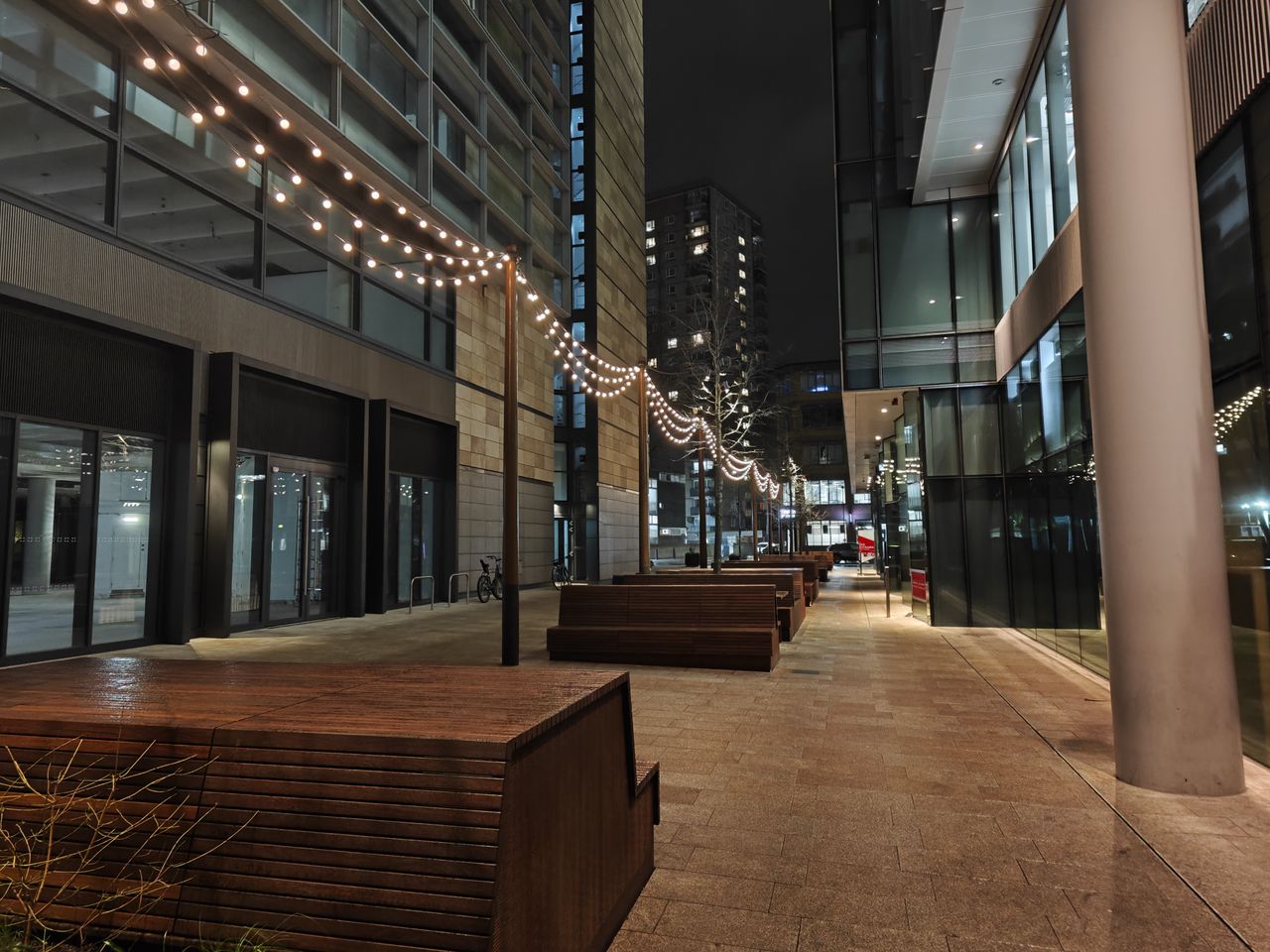 Night shots of London taken using the Xiaomi 13