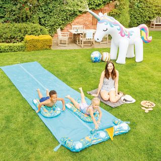 aldi's giant inflatable unicorn sprinkler