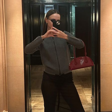 Our editor wearing Geel.