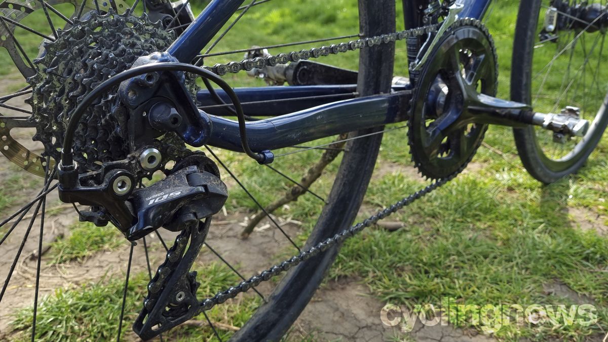 A close up view of the Triban's drivetrain