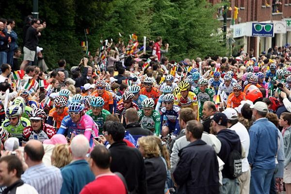 The Giro in all its colour
