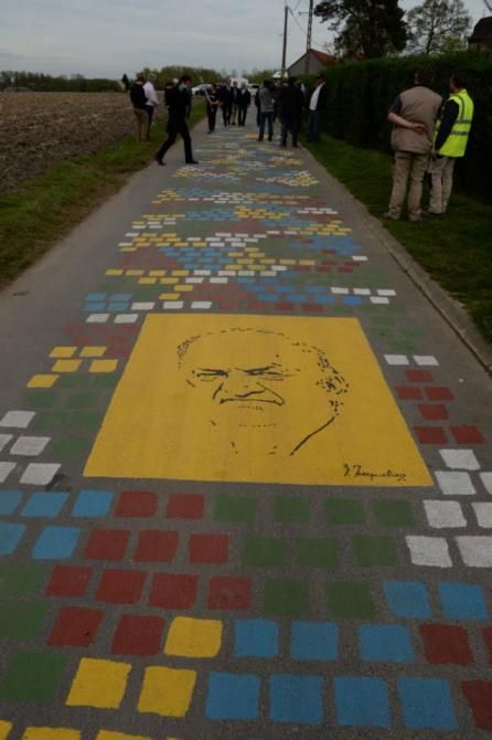 Jean-Francois Pecheux's portrait got painted on the road