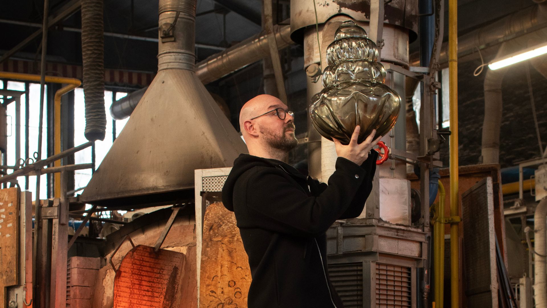 Luca Nichetto, Artistic Director of Barovier&amp;Toso, inside the furnace in Murano