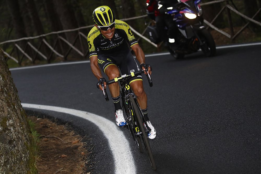 Esteban Chaves (Mitchelton-Scott) attacks the breakaway to win stage 6 at the Giro d'Italia
