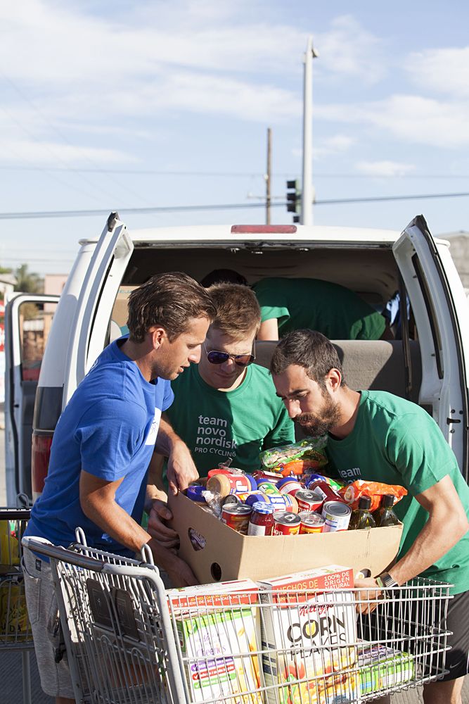 Novo Nordisk bond over building homes for poor families in Rosarito, Mexico.
