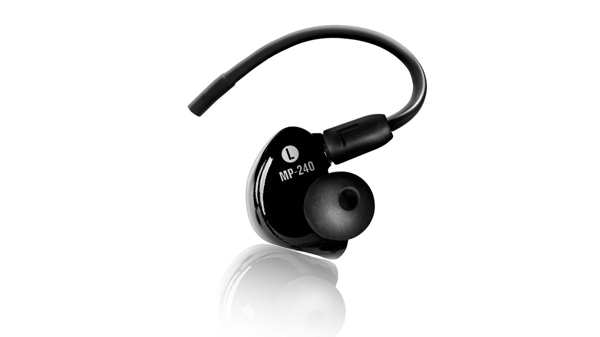 Mackie MP-240 review