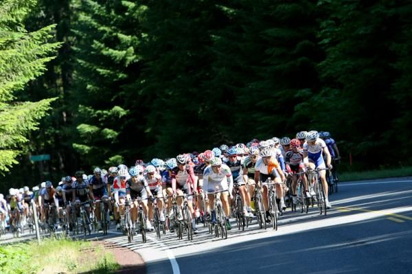 The men's field slows to regroup after the huge crash.