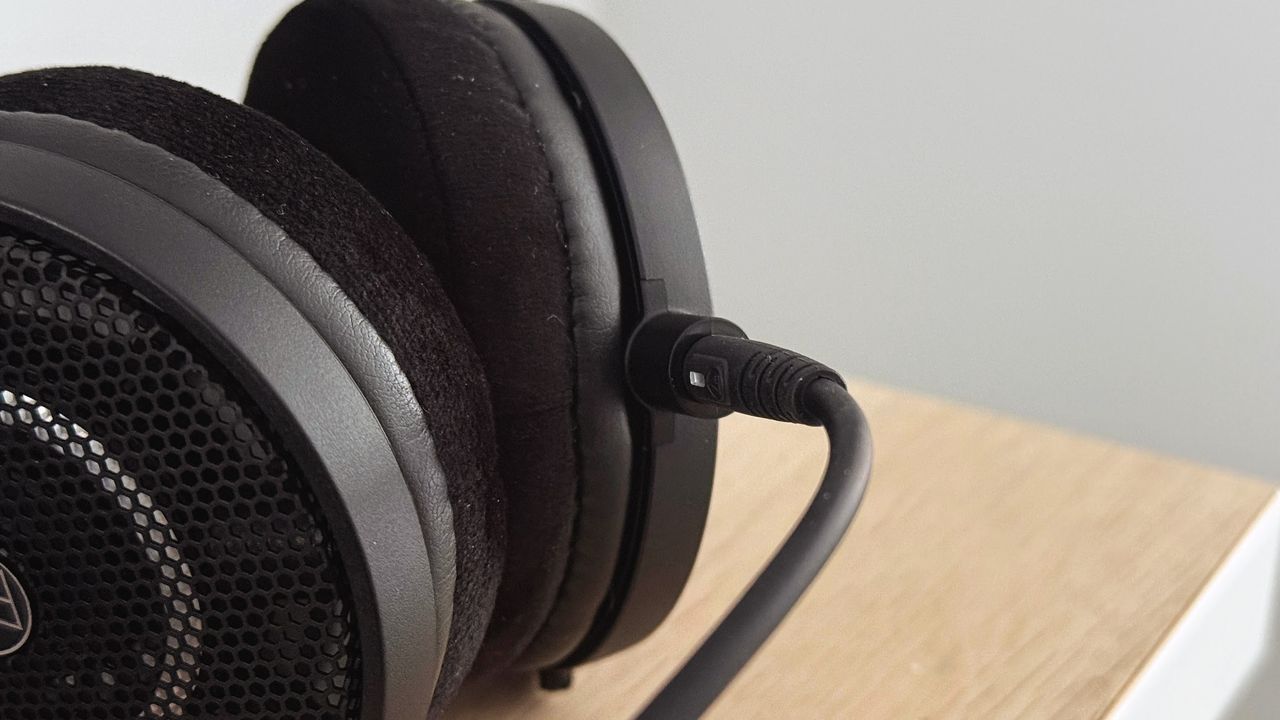 Audio-Technica ATH-R50X headphones