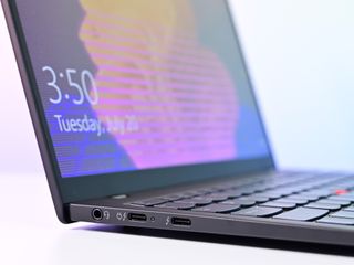 Lenovo Thinkpad X1 Nano Ports