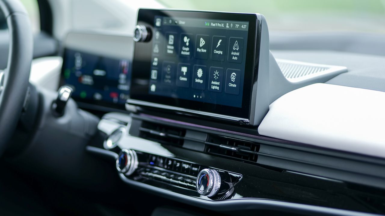 2024 Honda Prologue AWD Elite.