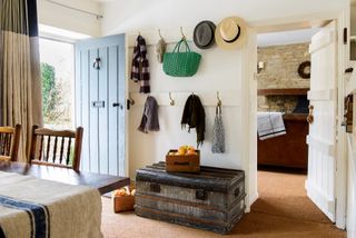 Lewis Powell Cotswold Cottage Hallway