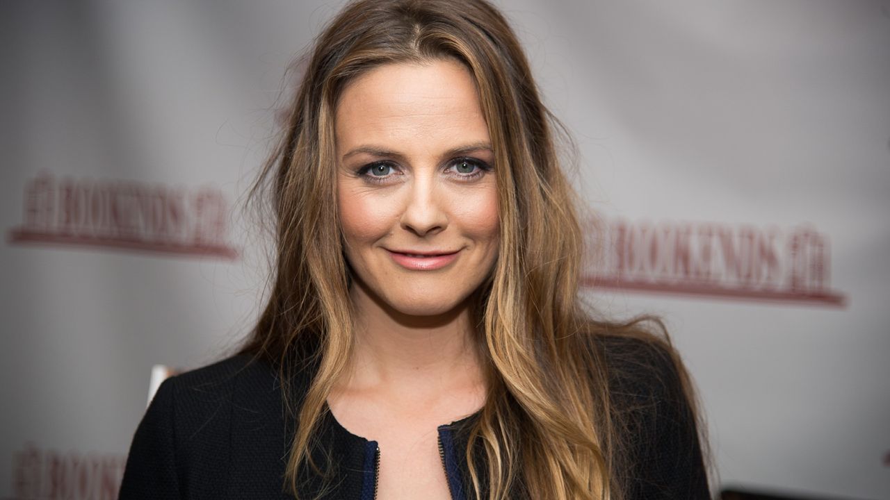 Alicia Silverstone Signs Copies Of Her Book &quot;The Kind Mamma&quot;