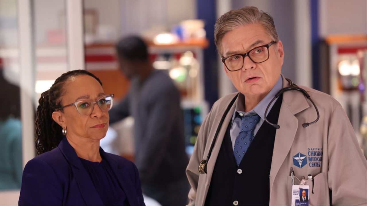Sharon Goodwin and Dr. Charles in Chicago Med Season 10x20