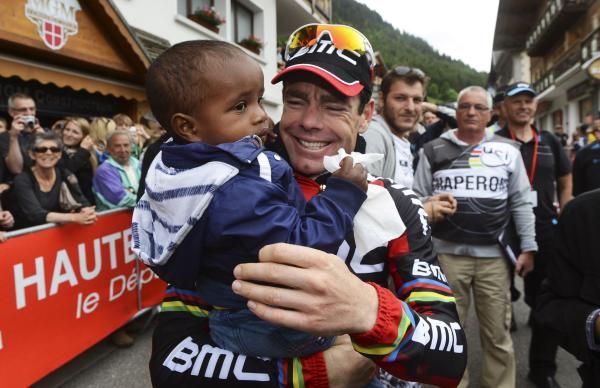 Cadel Evans and his son Robel