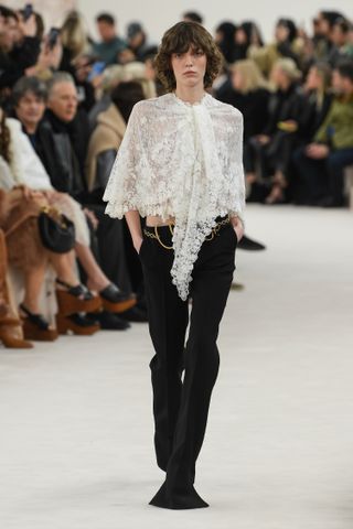 Model on the runway at Chloé RTW Fall 2024 as part of Paris Ready to Wear Fashion Week held on February 29, 2024 in Paris, France