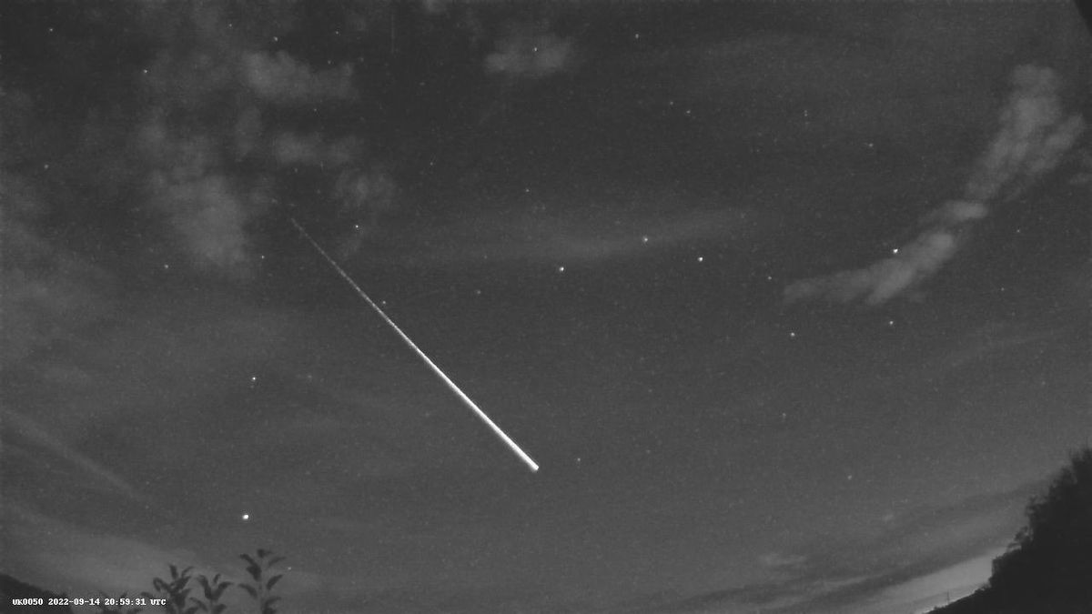 Blazing fireball illuminates skies over Scotland and Northern Ireland