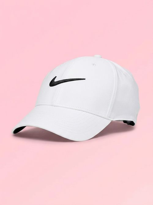 Nike Dri-Fit Club Structured Swoosh Cap