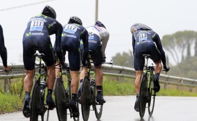 Jonathan Castroviejo pulls off the front of the Movistar formation so British time trial champion Alex Dowsett can set the pace.