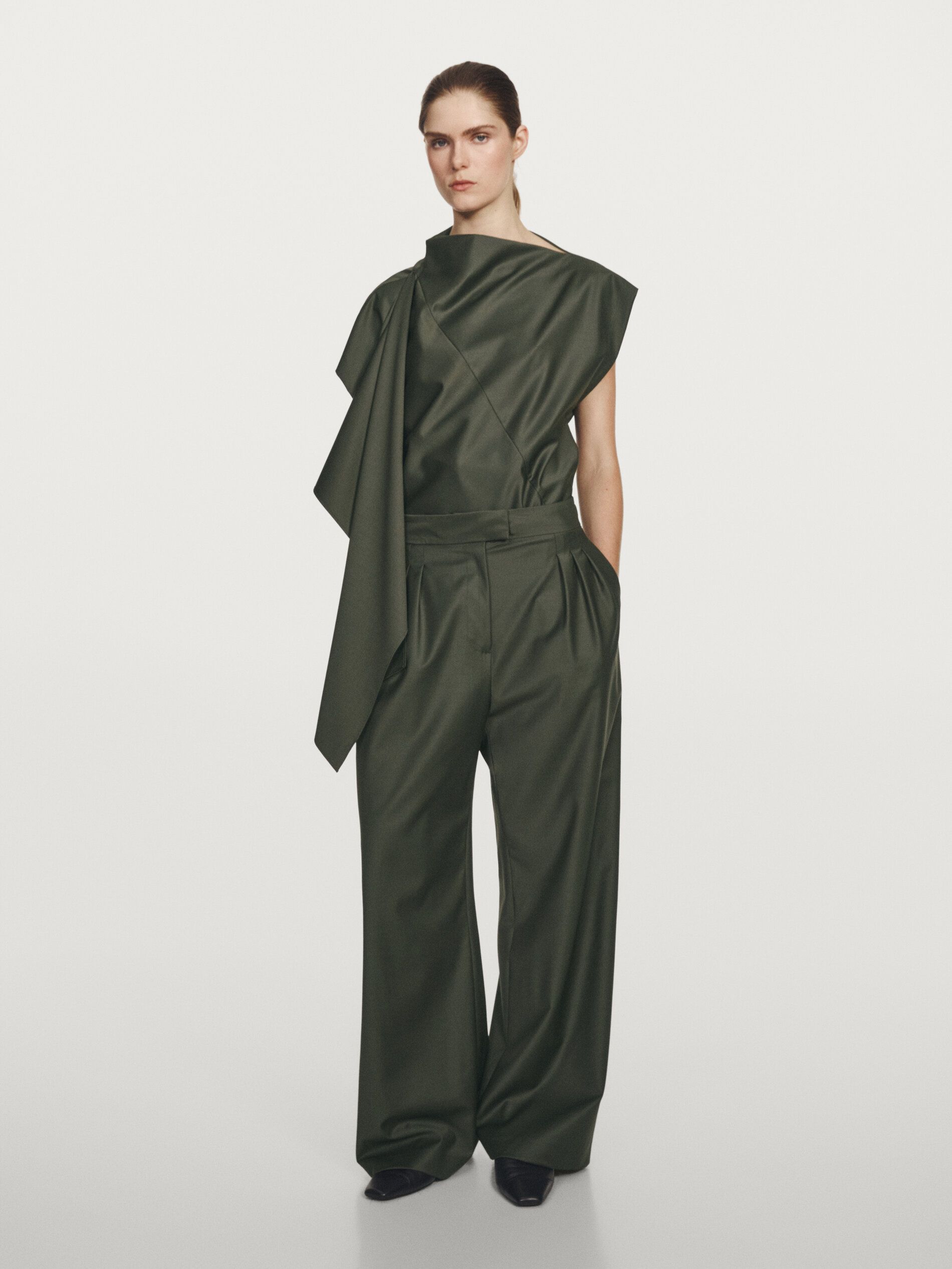 Darted Wool Blend Trousers - Studio