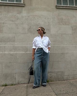 White blouse with white blue jeans