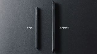 Here S How The Samsung Galaxy S21 Ultra S S Pen Pro Stands Out From A Standard Stylus Techradar