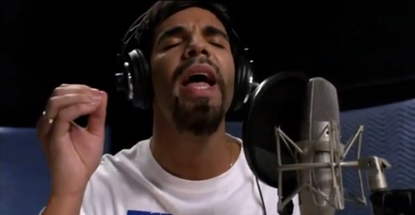 Watch Drake sing 'Let it Go' while impersonating boxer Manny Pacquiao