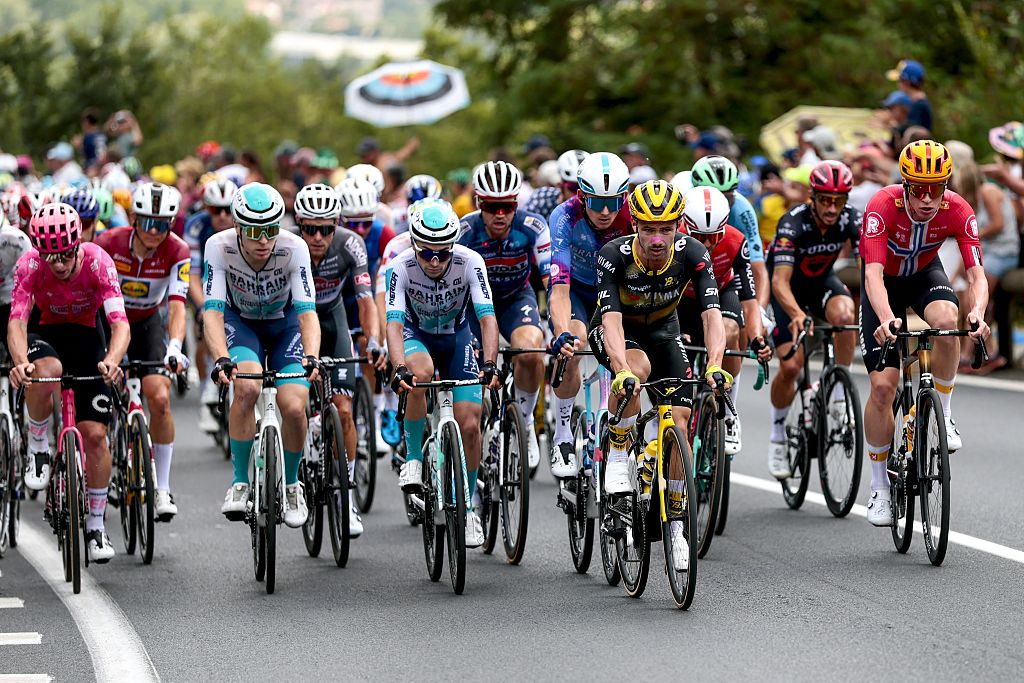 French Lenny Martinez of Bahrain Victorious and Belgian Victor Campenaerts of Team Visma-Lease a Bike pictured in action during stage 10 of the 2025 Tour de France cycling, from Ennezat to Le Mont-Dore Puy de Sancy (169 km), on Monday 14 July 2025 in France. The 112th edition of the Tour de France starts on Saturday 5 July in Lille, France, and will finish in Paris, France on the 27th of July. BELGA PHOTO POOL LUCA BETTINI (Photo by POOL LUCA BETTINI / BELGA MAG / Belga via AFP)