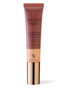 Von Aimee Connolly geformte Second Skin Foundation – mattes Finish