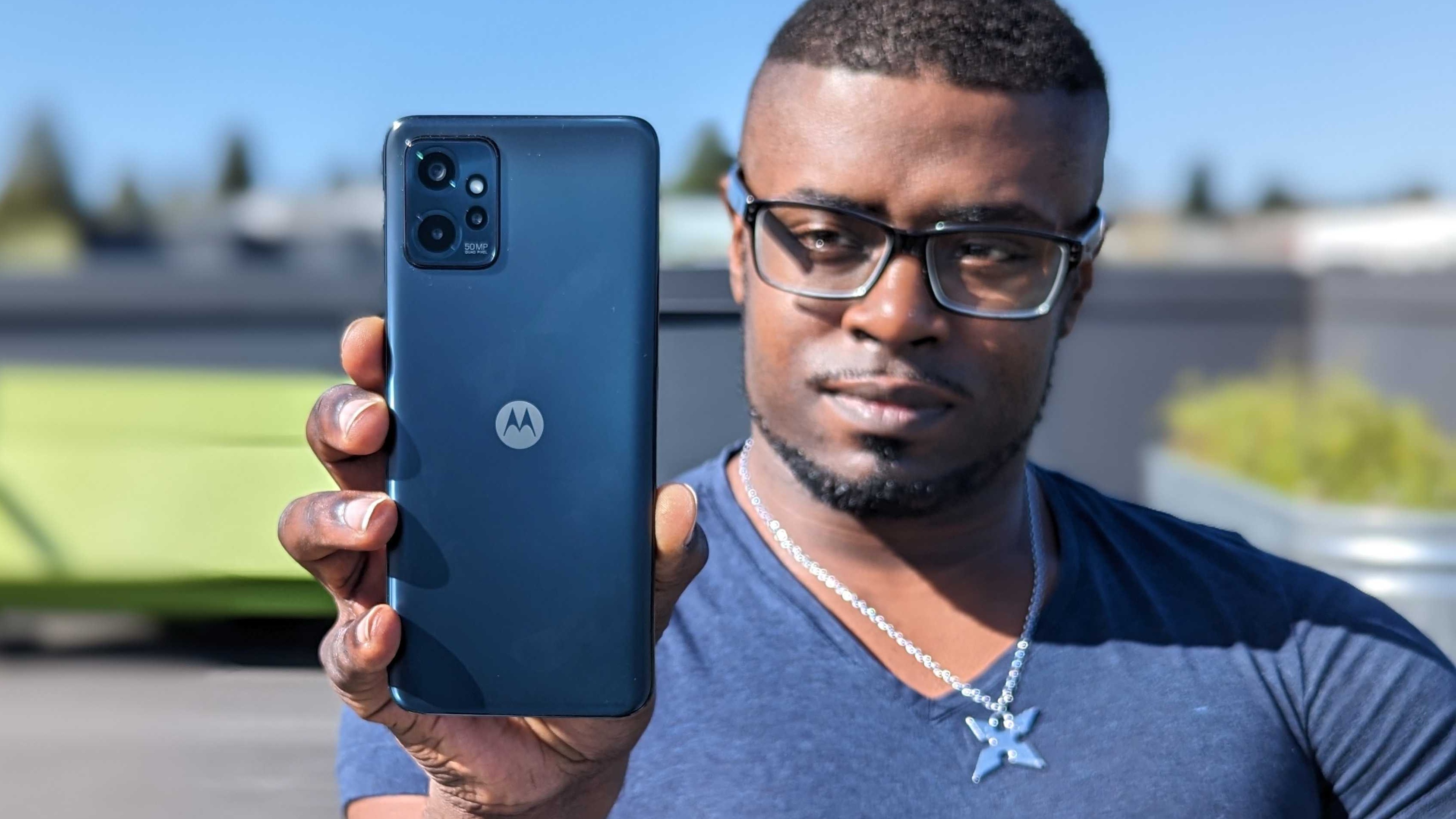 Motorola Moto G8 Plus smartphone review – Mobile phone with action