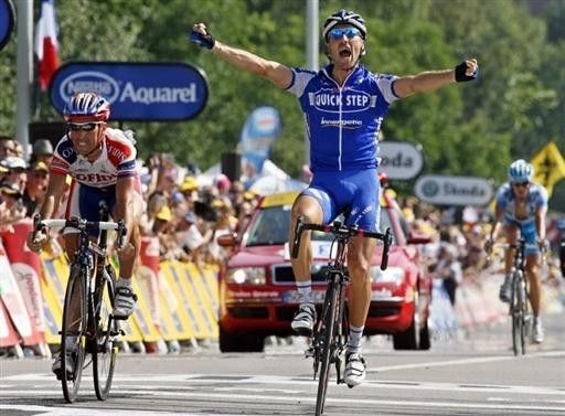 Matteo Tosatto (Quick.Step) triumphs in stage 18 in M&acirc;con