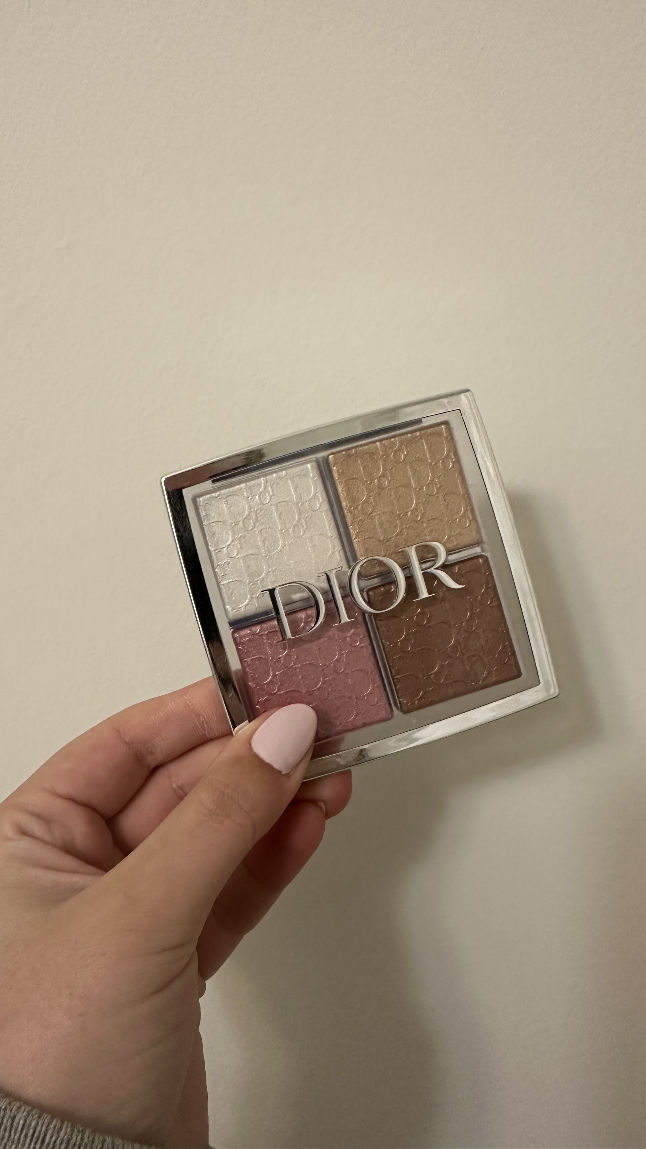 Dior highlighter palette.