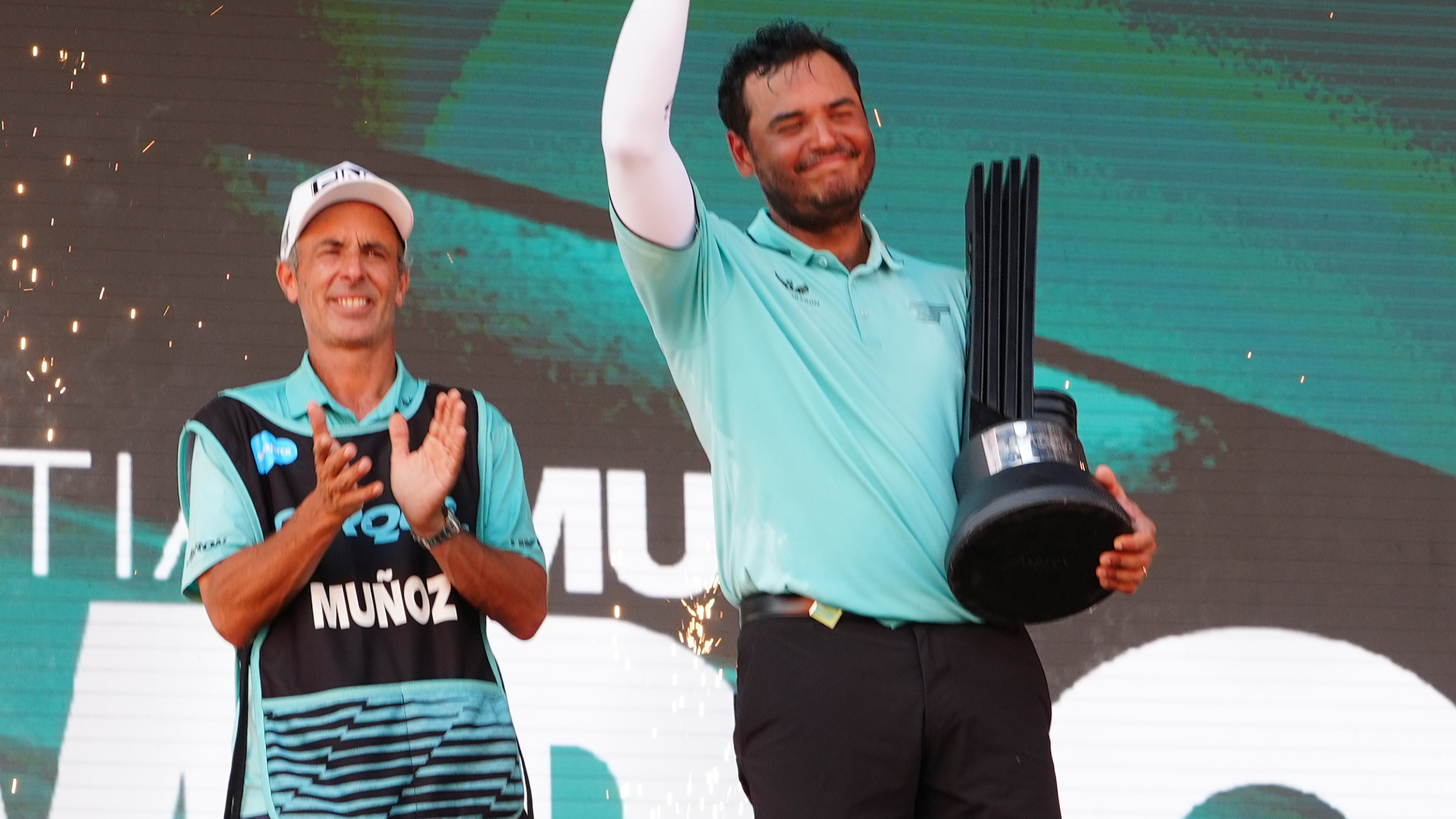 Sebastian Munoz with the LIV Golf Indianapolis torphy