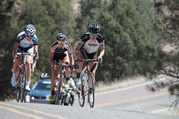 The women getting closer to the climb.