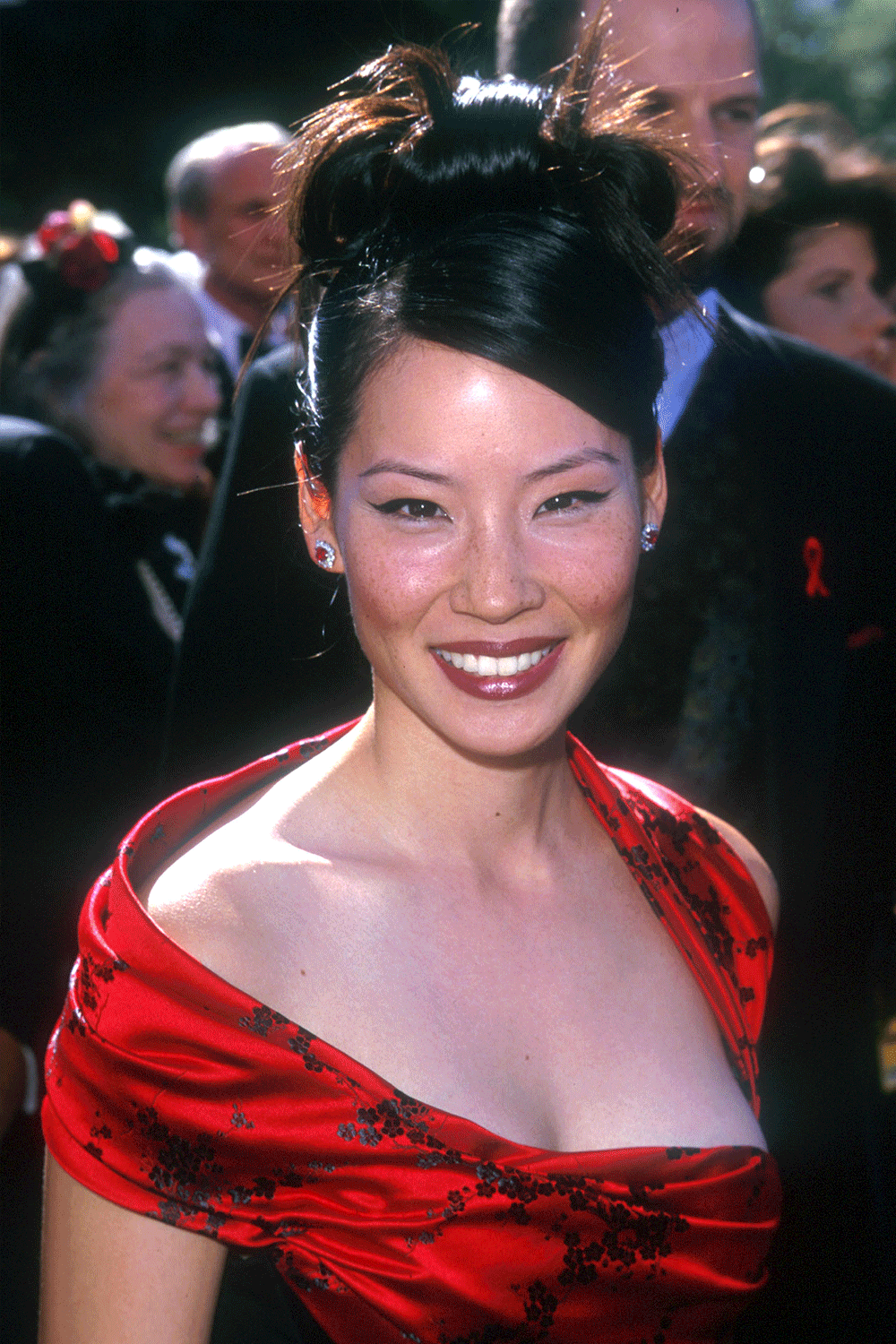 Lucy Liu 90s hairstyle