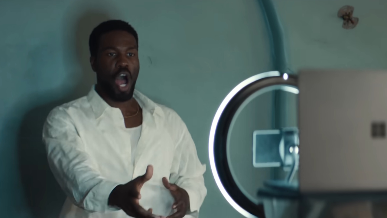 Yahya Abdul-Mateen II as Simon Williams in Wonder Man.