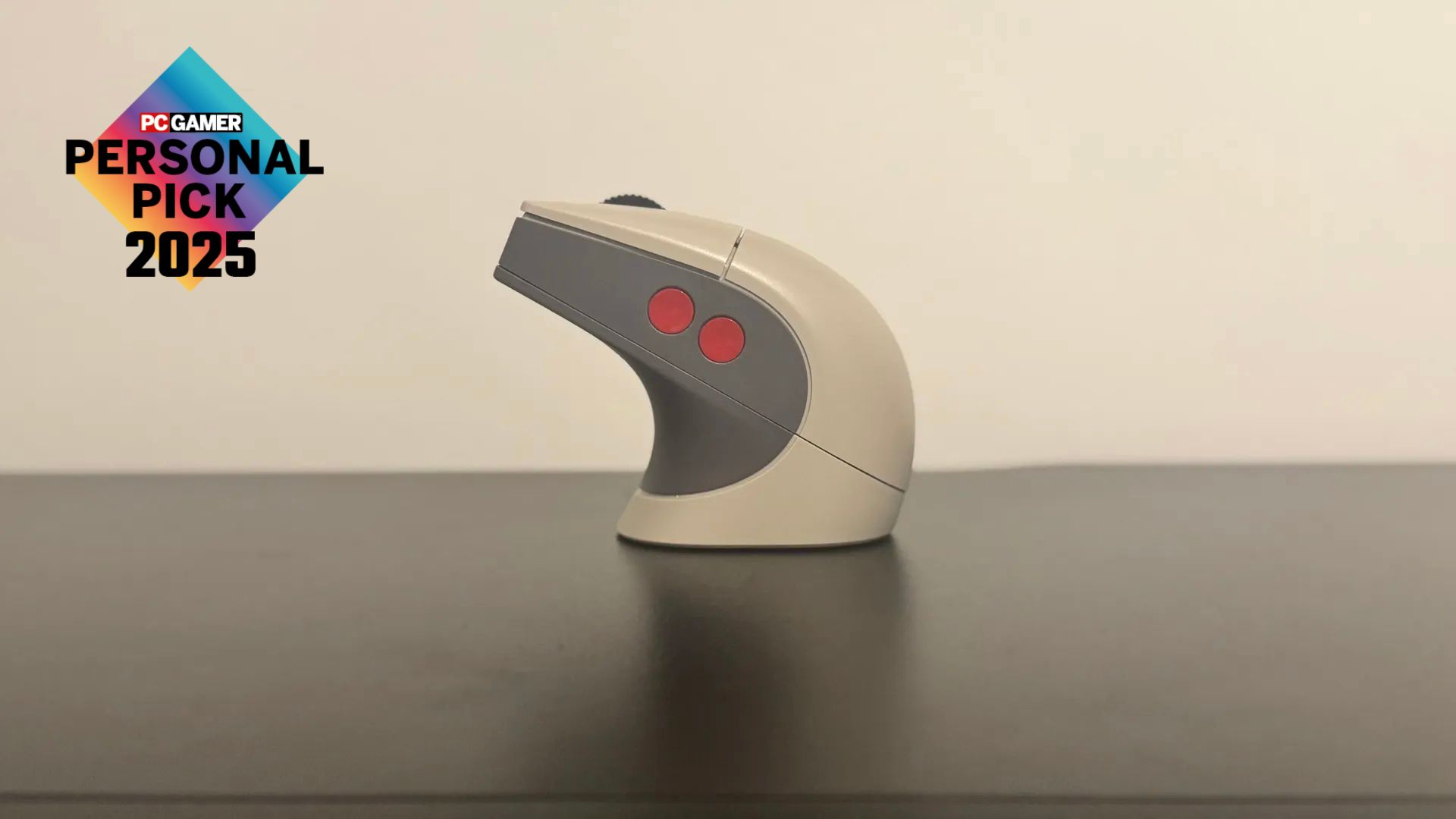 8BitDo Retro R8 gaming mouse