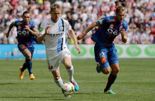 Damien Duff in action for Melbourne City against Newcastle Jets in October 2014.