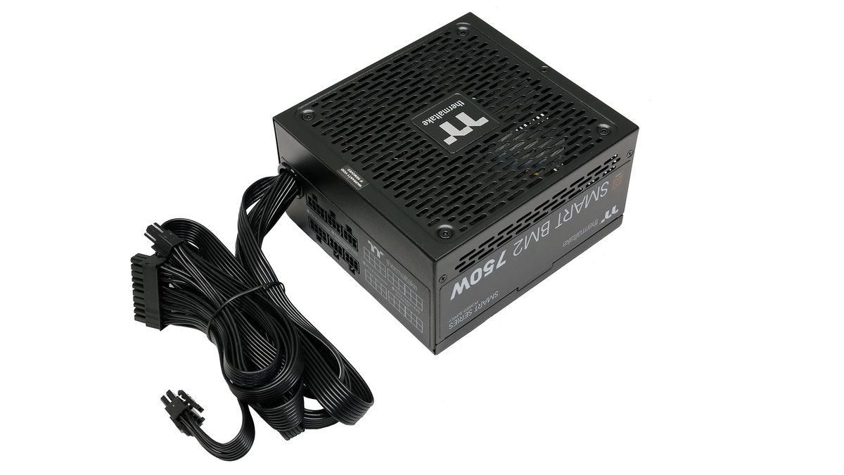 Thermaltake Smart BM2: Fuentes De Alimentación 80 Plus Bronze Con Diseno Semi Modular