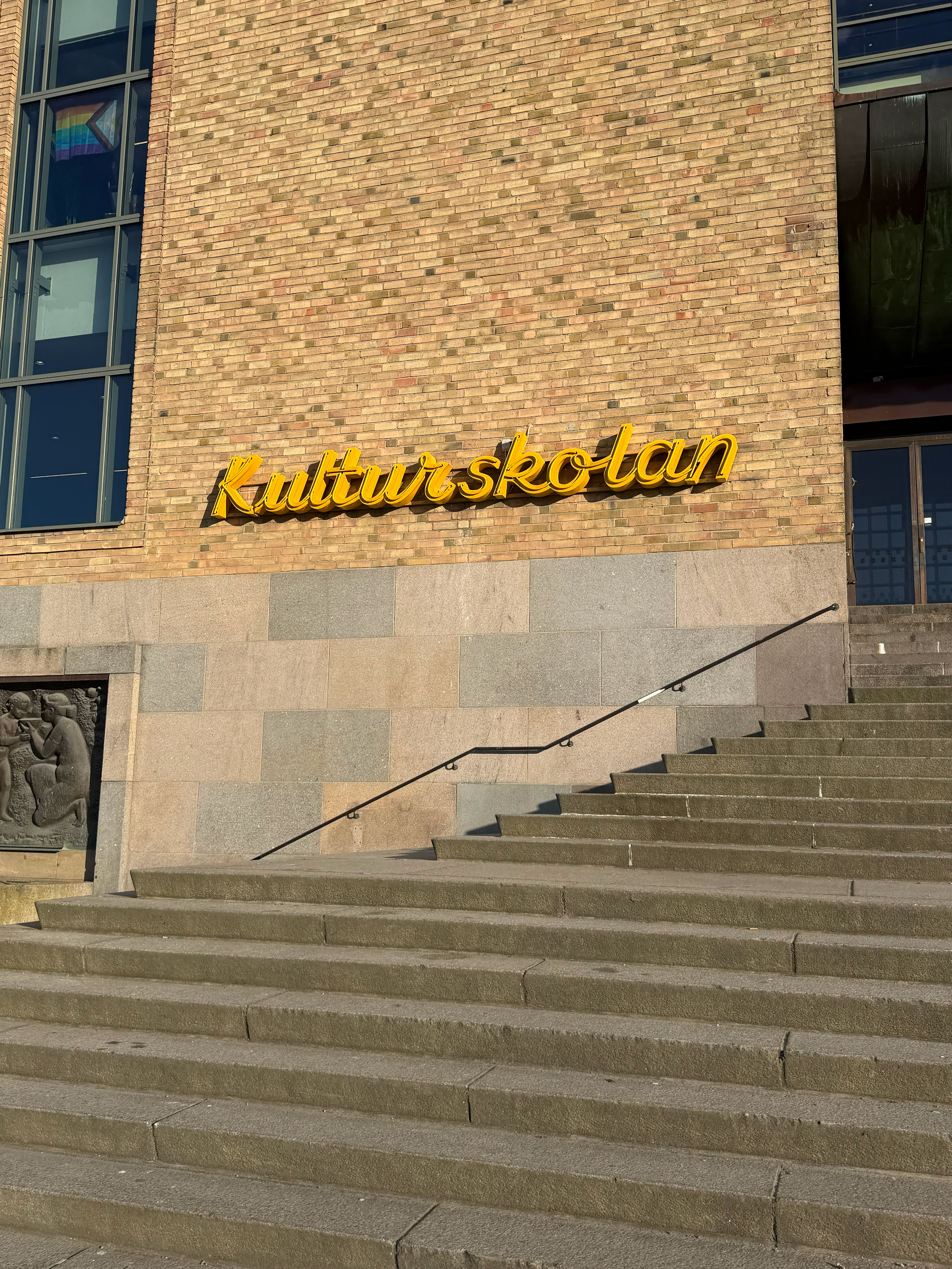 Typographic tourism pictures by Yorgo Tloupas