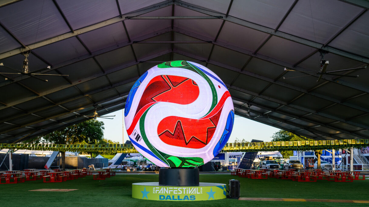 Unilumin is lighting up the World Cup with LED displays.