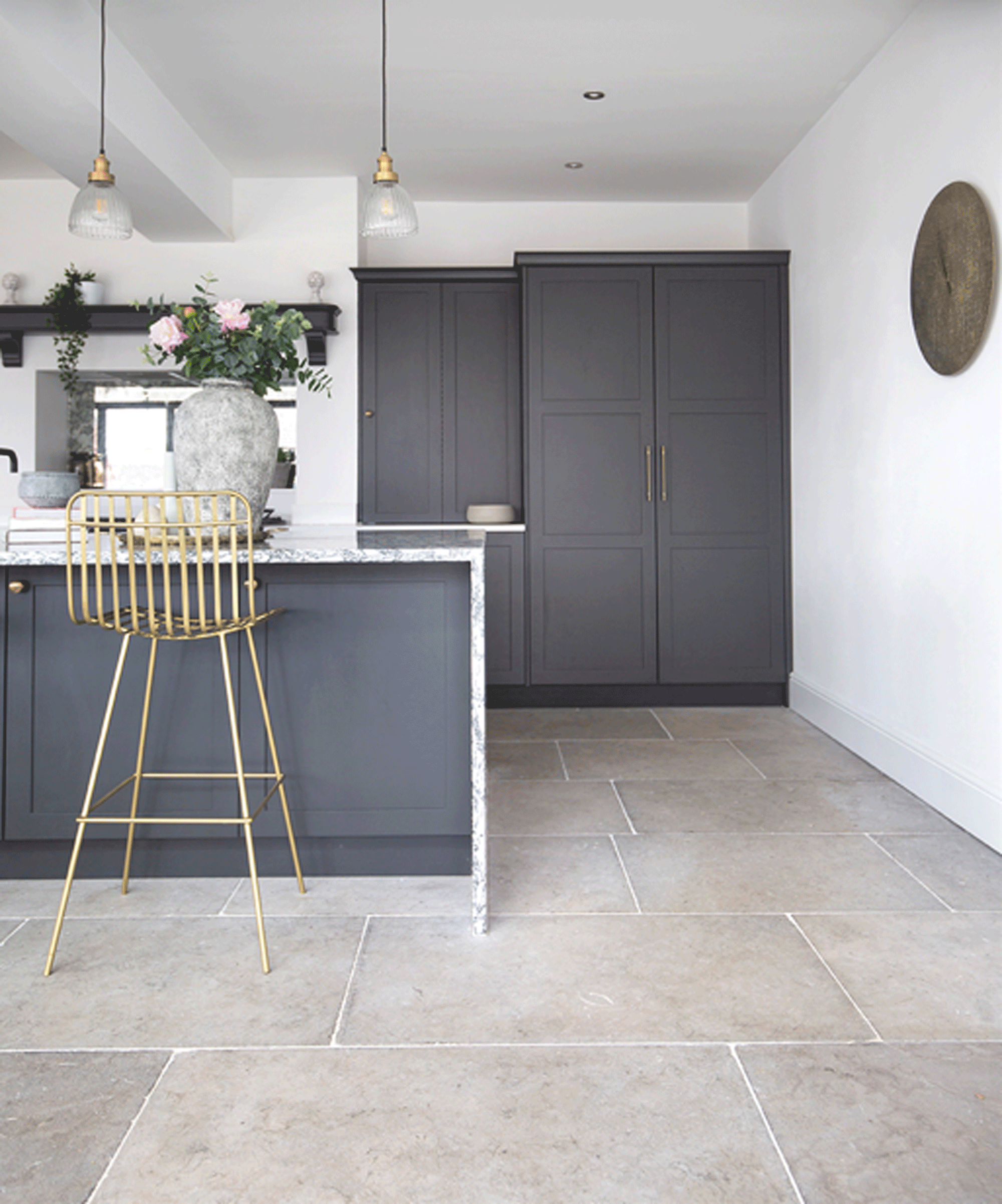 Kitchen with beige porcelain tiled floor