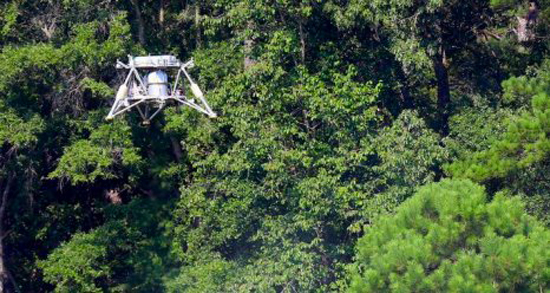 NASA&#039;s &quot;Mighty Eagle&quot; soars during its successful first untethered flight on Aug. 8, 2012 at the Marshall Space Flight Center in Huntsville,Ala.